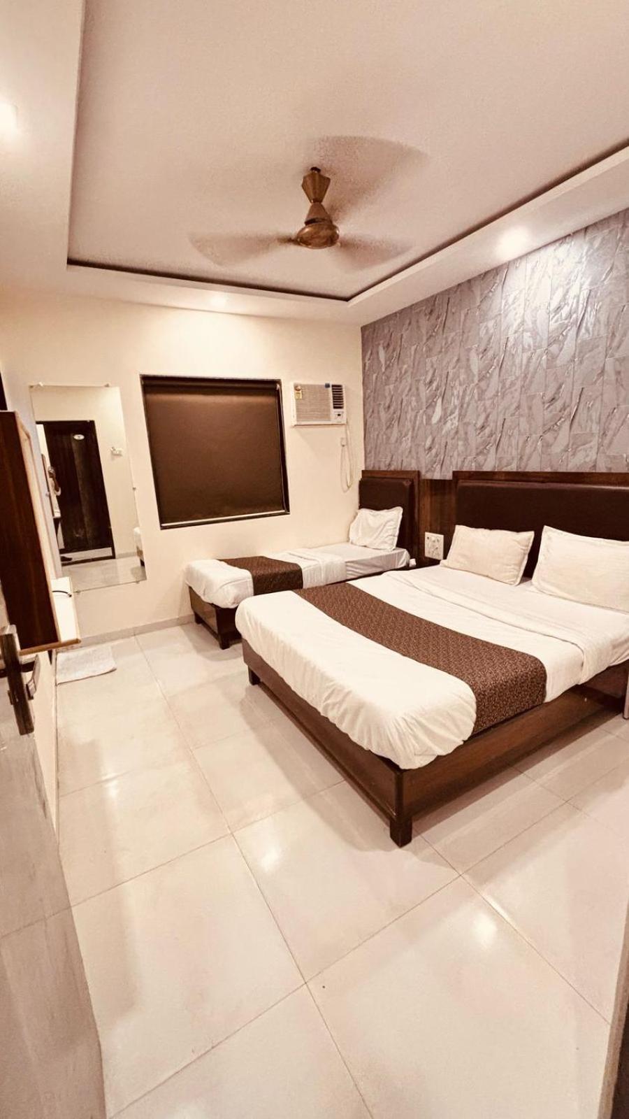 Hotel Garden Palace Mumbai  Buitenkant foto